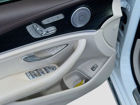 Used 2020 Mercedes-Benz E 350 Sedan image 22