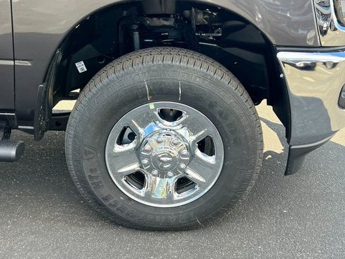 New 2025 RAM 2500 Tradesman image 10