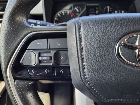 Used 2022 Toyota Tundra SR5 image 20