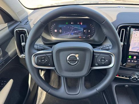 Certified 2026 Volvo XC40 B5 Plus w/ Protection Package Premier AWD/4WD image 11