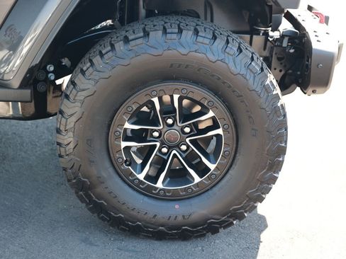 New 2026 Jeep Wrangler Unlimited Rubicon AWD/4WD image 8