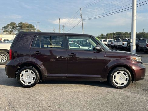Used 2008 Scion xB image 2