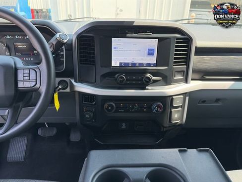 Used 2023 Ford F150 XLT AWD/4WD image 17