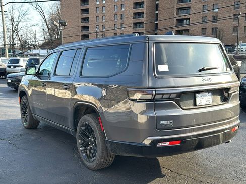 New 2026 Jeep Grand Wagoneer L Limited AWD/4WD image 8