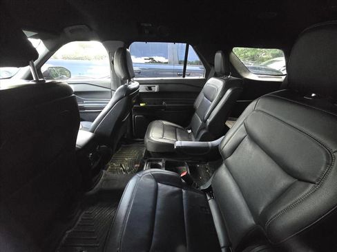Used 2020 Ford Explorer Limited AWD/4WD image 5