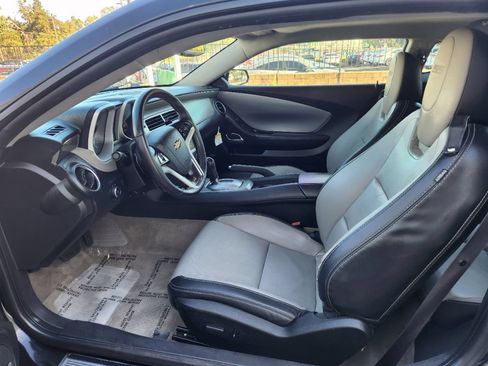 Used 2014 Chevrolet Camaro SS w/ RS Package RWD image 9