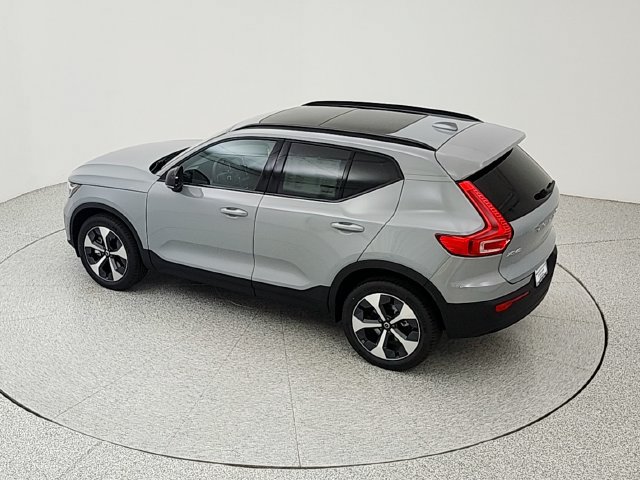 New 2026 Volvo XC40 B5 Plus w/ Protection Package Premier AWD/4WD image 35