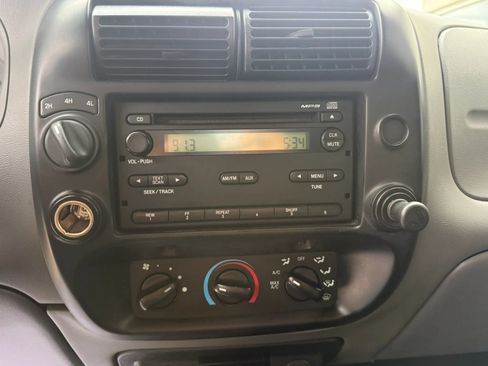 Used 2011 Ford Ranger Sport w/ Payload Pkg 2 AWD/4WD image 17