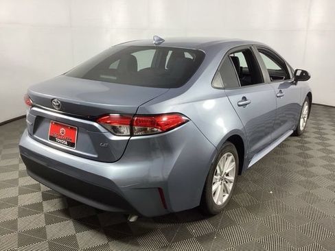 Used 2023 Toyota Corolla LE w/ LE Premium Package FWD image 8