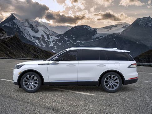 New 2026 Lincoln Aviator Reserve w/ Illumination Package image 3