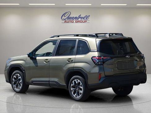Used 2026 Subaru Forester Premium AWD/4WD image 6
