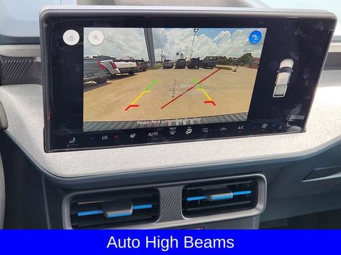 New 2026 Ford Maverick XLT w/ XLT Luxury Package FWD image 19