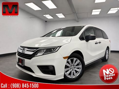Used 2018 Honda Odyssey LX image 1