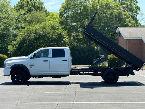 Used 2014 RAM 4500 Tradesman w/ Chrome Appearance Group AWD/4WD image 2