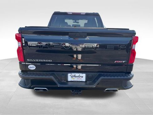 Used 2021 Chevrolet Silverado 1500 RST AWD/4WD image 4