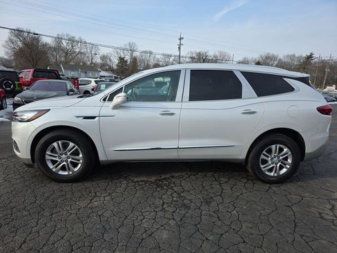 Used 2018 Buick Enclave Premium image 19