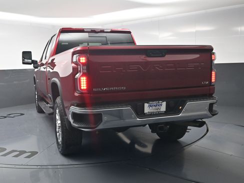 Certified 2025 Chevrolet Silverado 2500 LTZ w/ LTZ Premium Package image 8