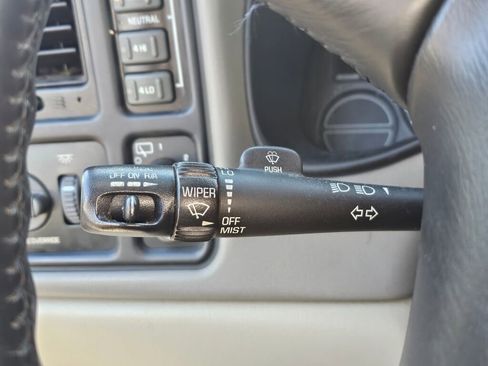 Used 2001 GMC Yukon XL SLT image 35