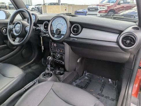 Used 2013 MINI Cooper Clubman FWD image 14