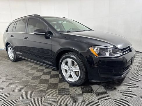 Used 2015 Volkswagen Golf TDI S FWD image 1
