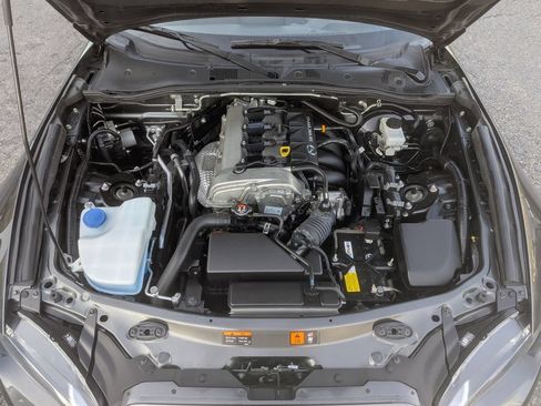 Used 2021 MAZDA MX-5 Miata RF Club RWD image 37
