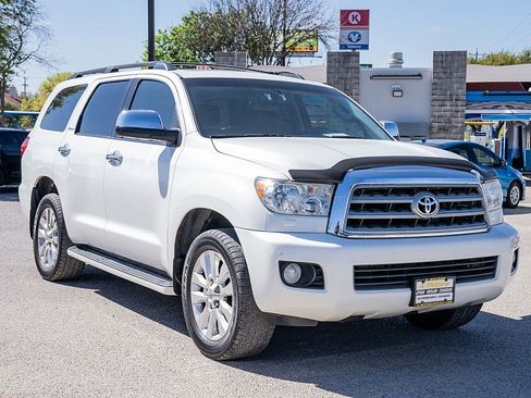 Used 2012 Toyota Sequoia Platinum image 3