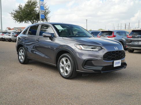 Used 2024 Honda HR-V LX image 3