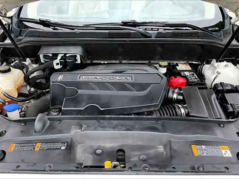 Used 2019 Lincoln Nautilus Reserve FWD image 32