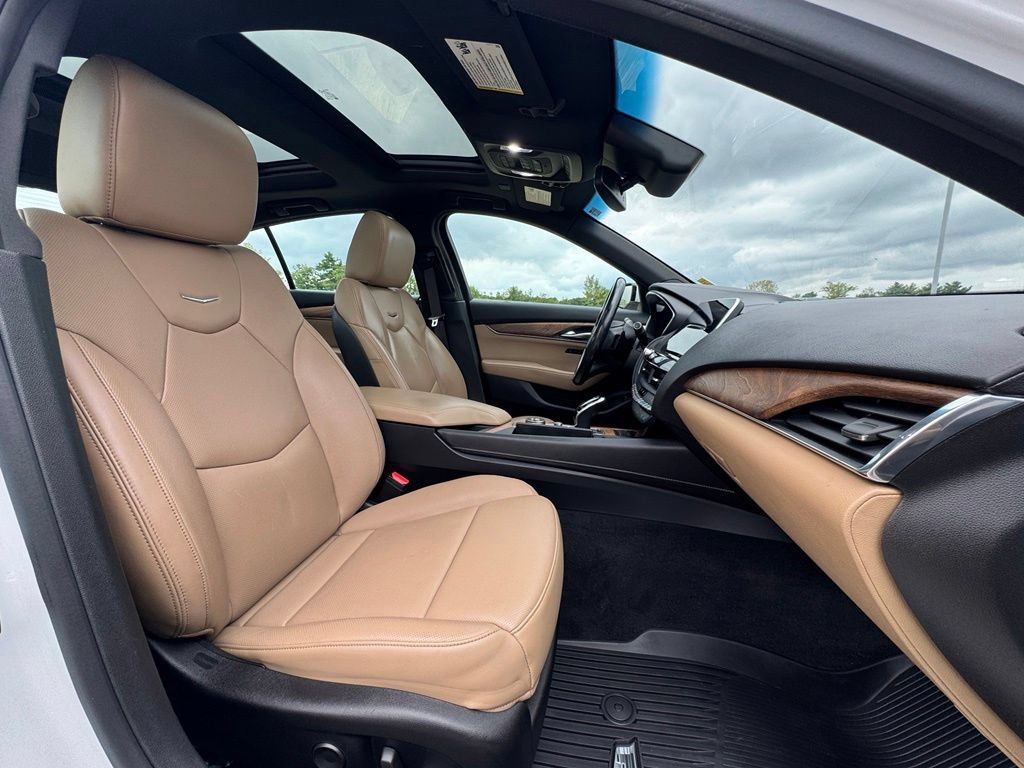 Used 2020 Cadillac CT5 Premium Luxury AWD/4WD image 32