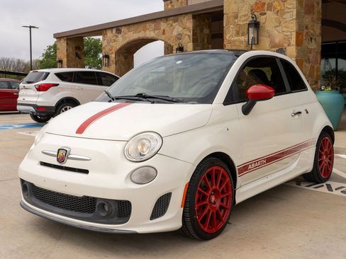 Used 2013 FIAT 500 Abarth w/ Comfort/Convenience Group image 1