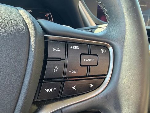 Used 2020 Lexus ES 350 w/ Premium Package image 15