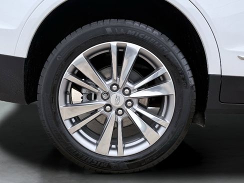 Used 2024 Cadillac XT5 Premium Luxury FWD image 10