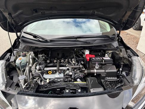 Used 2025 Nissan Versa SV FWD image 32
