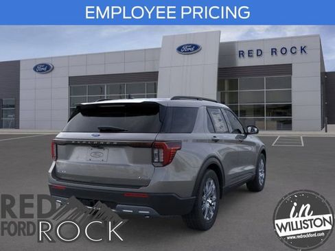 New 2026 Ford Explorer Active w/ Active Comfort Package AWD/4WD image 8