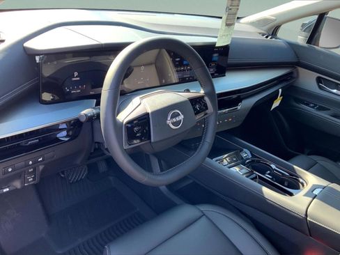 New 2025 Nissan Murano SL image 7