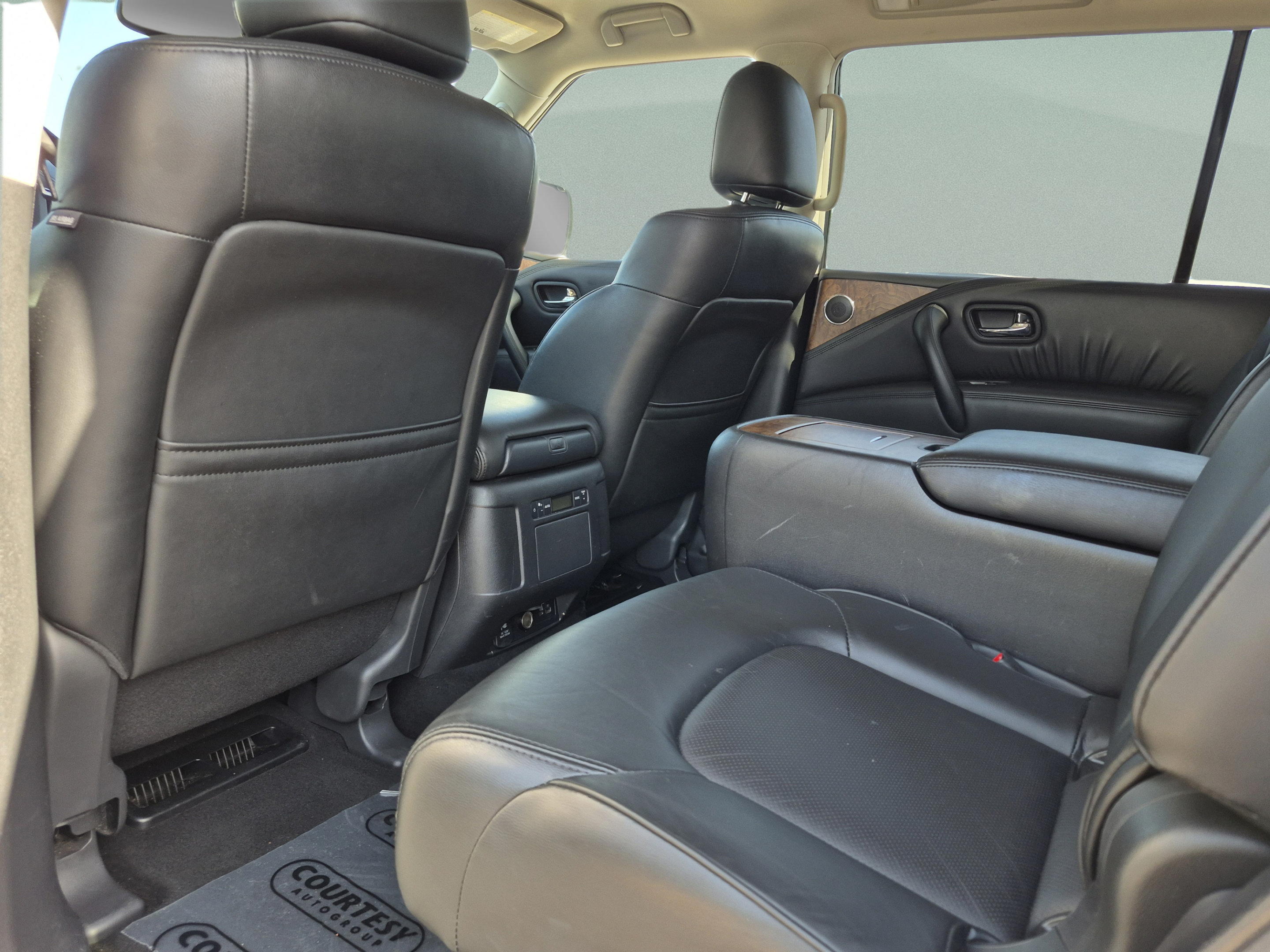Certified 2024 Nissan Armada SL w/ Captain's Chairs Package RWD image 19