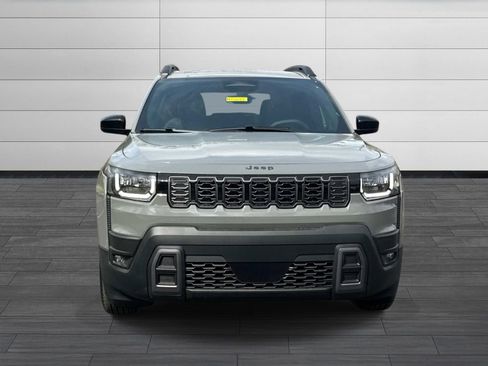 New 2026 Jeep Cherokee Laredo image 9