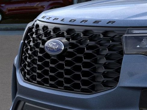 New 2026 Ford Explorer ST-Line w/ Premium Package image 17