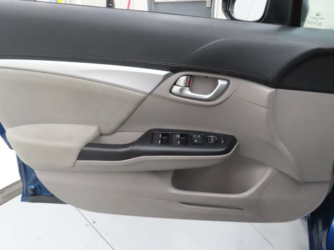 Used 2013 Honda Civic EX image 10