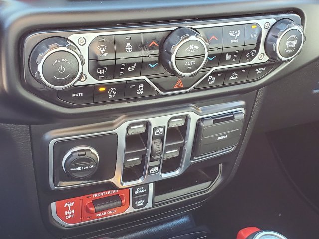 Used 2021 Jeep Gladiator Rubicon AWD/4WD image 25