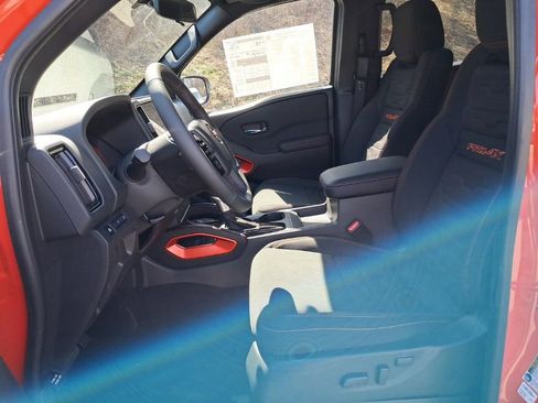 New 2025 Nissan Frontier PRO-4X image 10