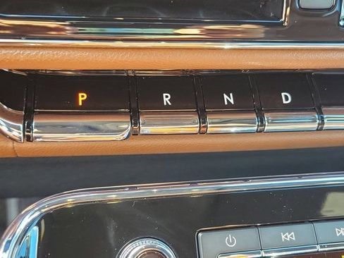 Certified 2023 Lincoln Navigator Reserve AWD/4WD image 28
