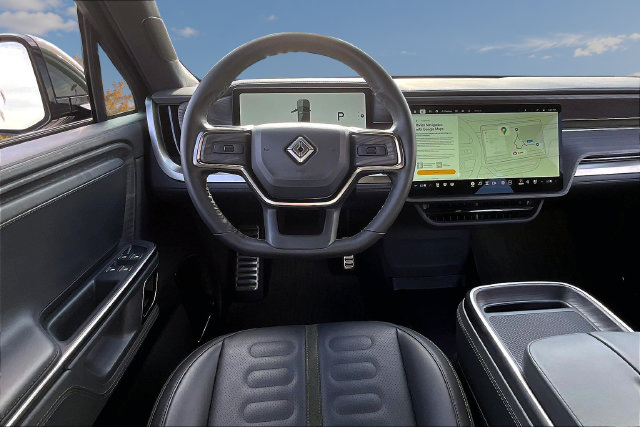 Used 2023 Rivian R1T Adventure Dual AWD/4WD image 9