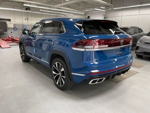 New 2025 Volkswagen Atlas Cross Sport SEL Premium R-Line image 2