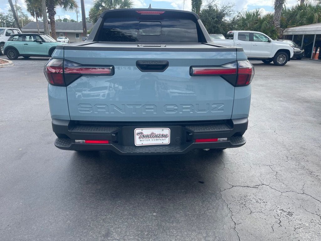 Used 2026 Hyundai Santa Cruz SEL FWD image 4
