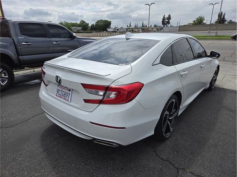 Used 2019 Honda Accord Sport image 5