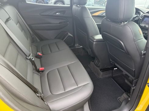 Used 2023 Chevrolet TrailBlazer ACTIV w/ Sun and Liftgate Package FWD image 22
