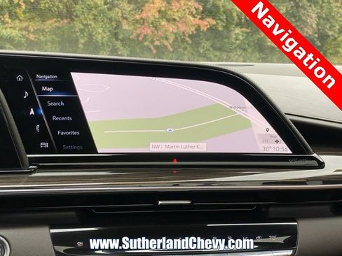 Used 2021 Cadillac Escalade Premium Luxury w/ LPO, Illumination Package image 30