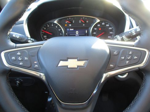 Used 2024 Chevrolet Equinox LT image 16