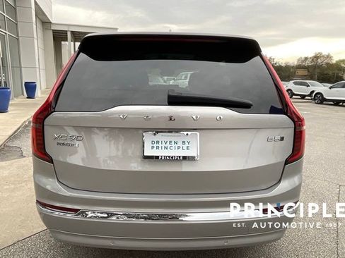 Certified 2025 Volvo XC90 B5 Plus image 7